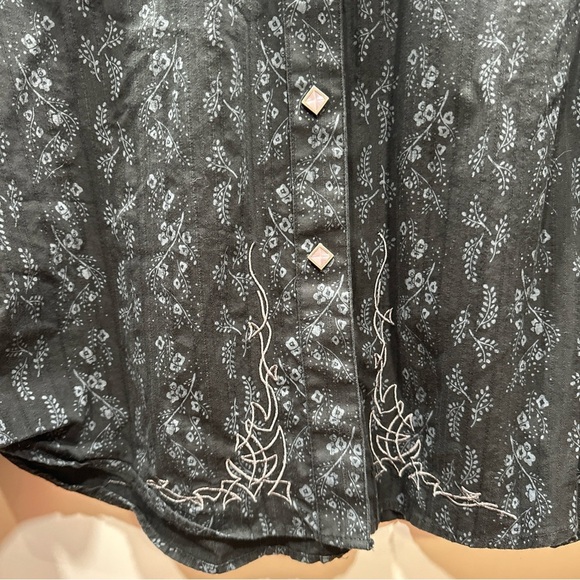 Brooks & Dunn Panhandle Slim Shirt Womens Large Black Pearl Snap Long Sleeve - Picture 6 of 16